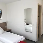 Am Berg מלון 3*