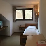מלון Am Berg 3*