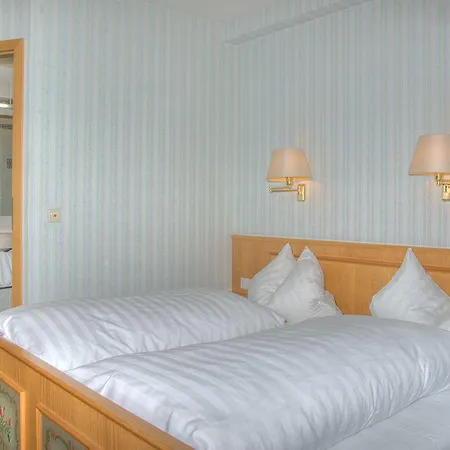 山地乡村旅馆 酒店 3*