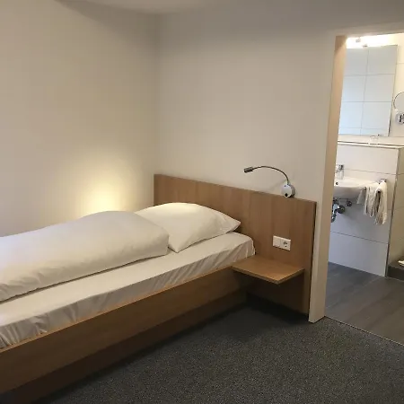 酒店 山地乡村旅馆 多尔恩斯塔特