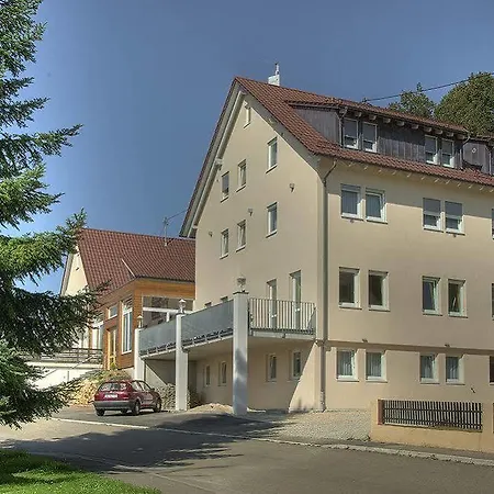 Ξενοδοχείο Am Berg Dornstadt