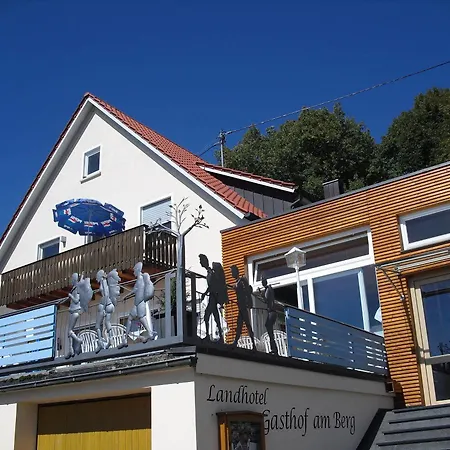 Am Berg Hotel 3*