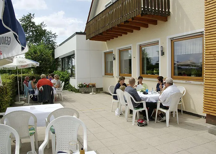 Am Berg Hotel 3*